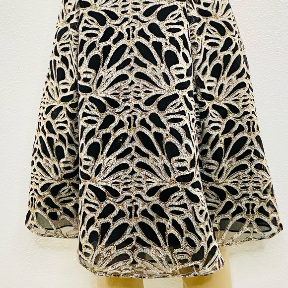 Marchesa Notte fit and flare dress - Picture 4 of 15